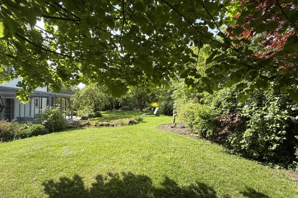 Ferienhaus im stillen Hain