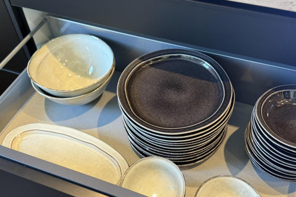 Schönes Keramik-Geschirr von IB Laursen